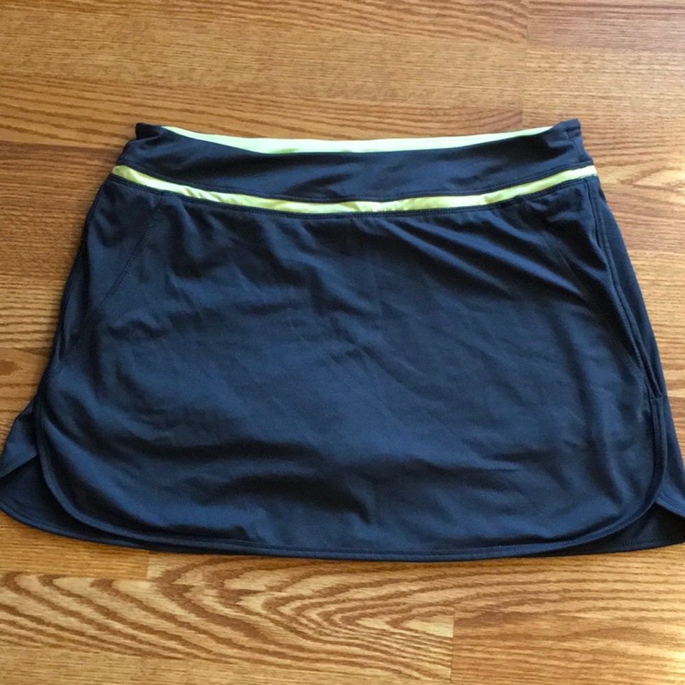 Kiwi Kate workout skirt